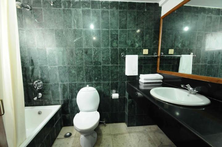Hotel Clarion Κατμαντού Εξωτερικό φωτογραφία